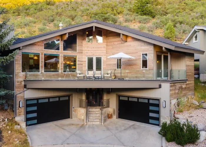 Sleeps 16 Modern Mountain Escape W Hot Tub Mason By Avantstay Park City